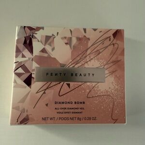Fenty Beauty Diamond Bomb Highlighter - Rose Gold